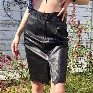 Vintage Black Leather 🖤 Biker Babe Midi Skirt